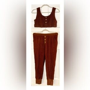 Old Navy Women’s Lounge Set Crop Top Joggers with Pockets